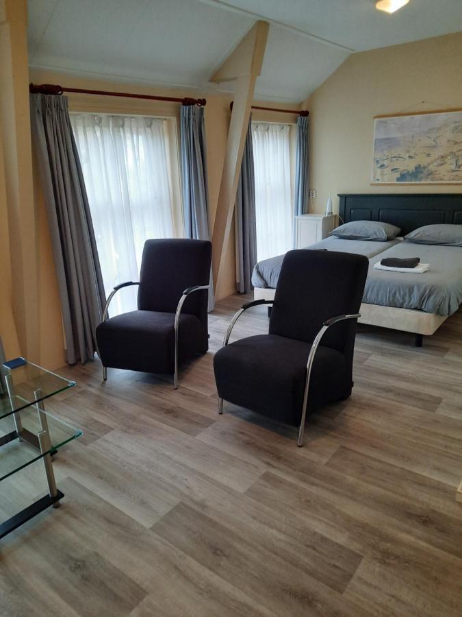 Logement 'De Witte Klok' Oude Bildtzijl Εξωτερικό φωτογραφία