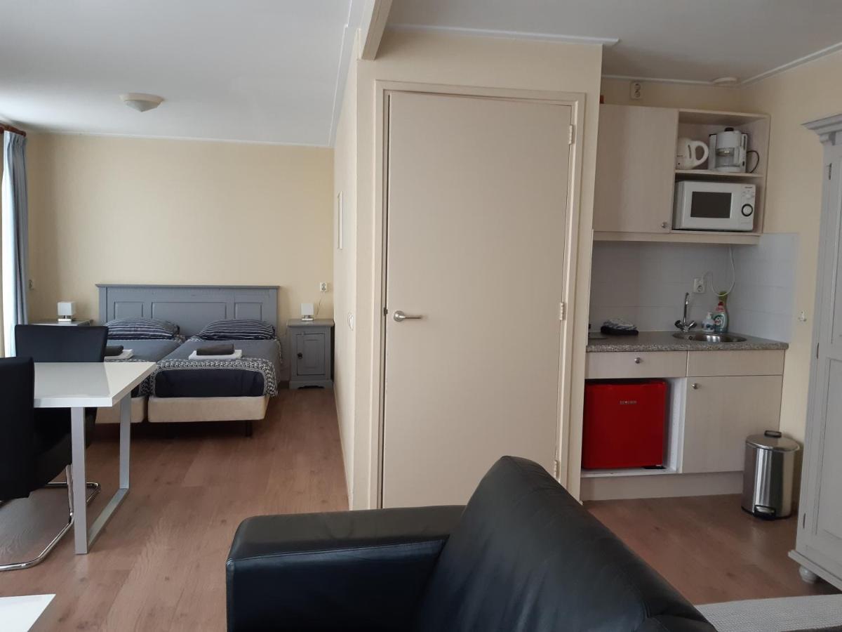 Logement 'De Witte Klok' Oude Bildtzijl Εξωτερικό φωτογραφία